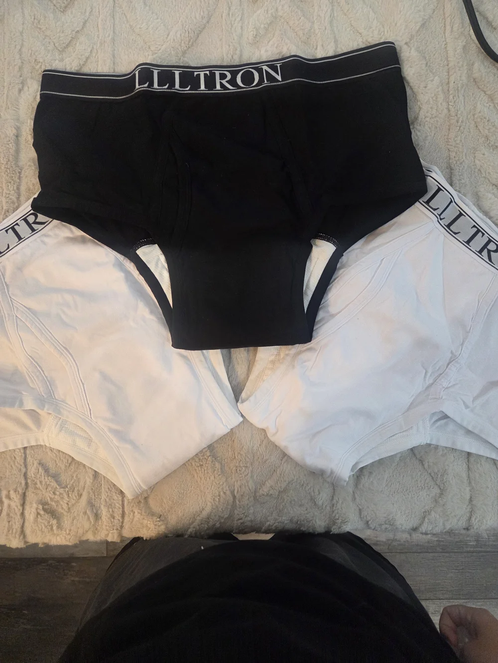 Wearever Men Incontinence Briefs  White Leak Control‎ & Super Absorbency Size XL